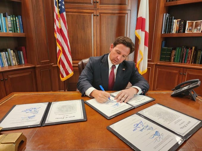 Ron DeSantis portrait
